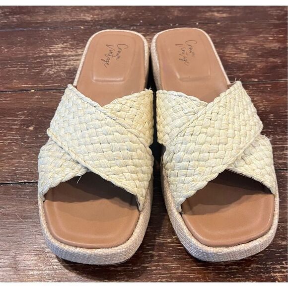 Crown Vintage Lina Sandal - Picture 1 of 7